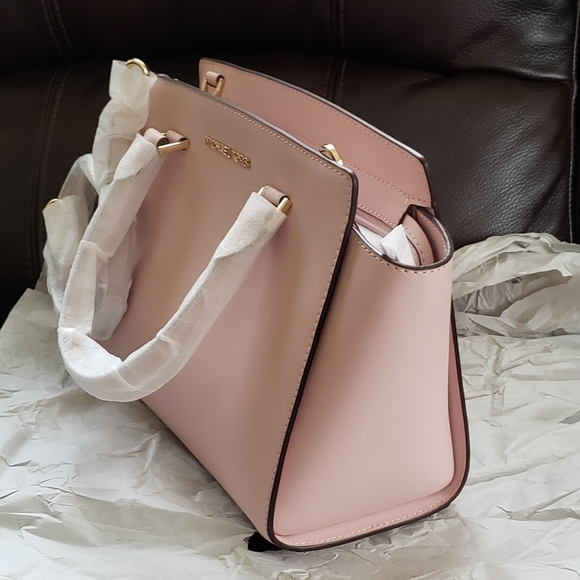 Michael Kors Women Selma Leather Medium Satchel - Picture 6 of 8